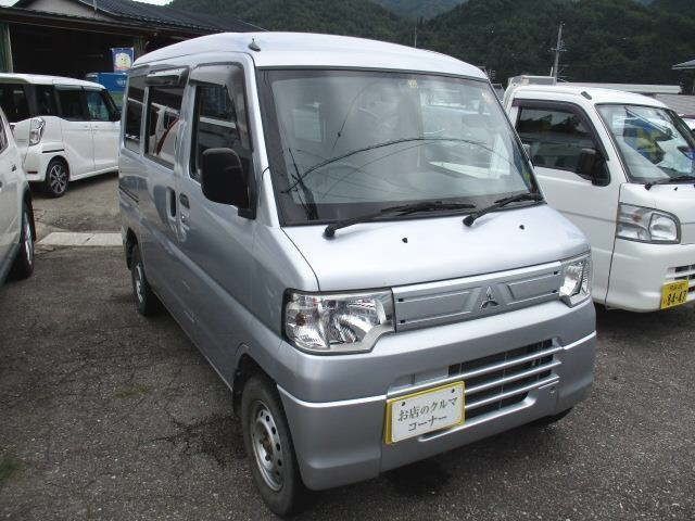 90143 Mitsubishi Minicab van U62V 2013 г. (JU Gifu)